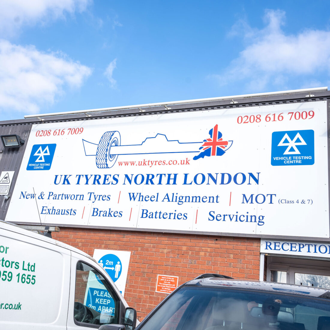 Building Banner for UK Tyres