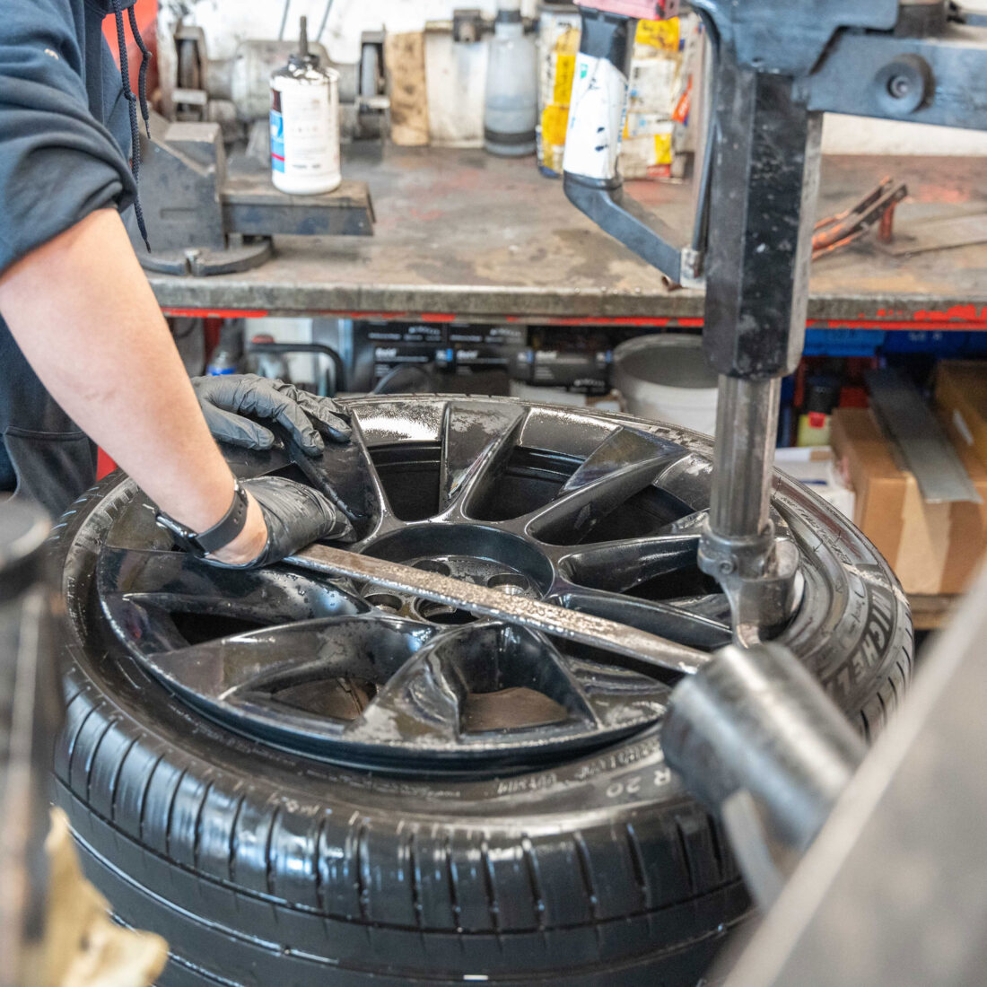 Tyre Fitting in Willesden, West London UK Tyres