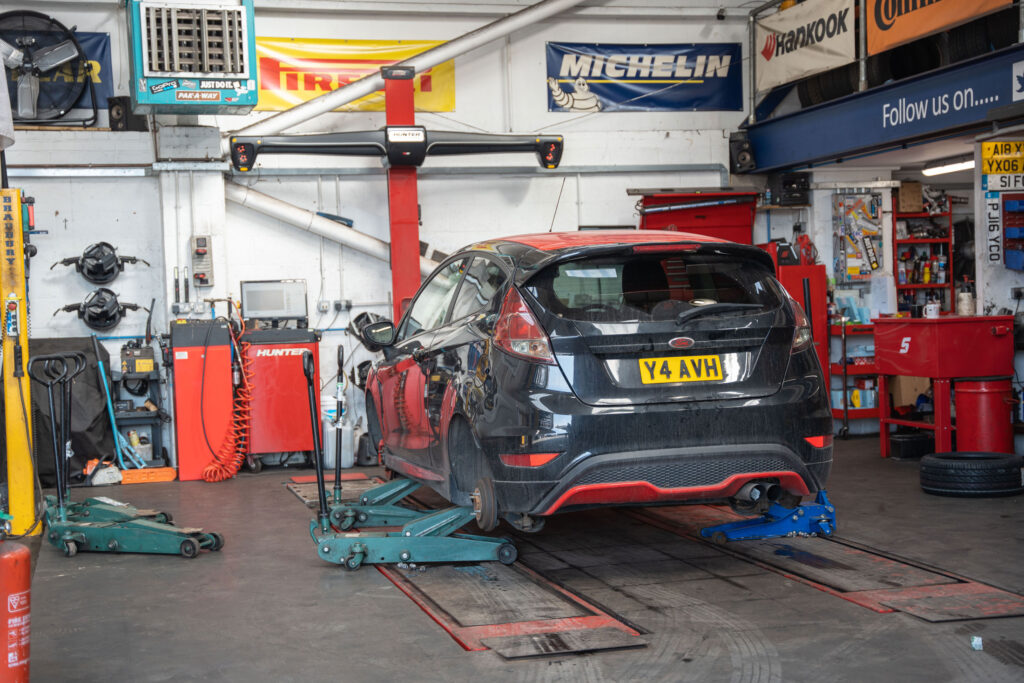 Ford Focus is being serviced by UK Tyres